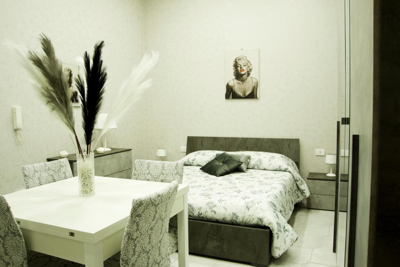 Mincasa Nel Cuore Di Napoli エクステリア 写真