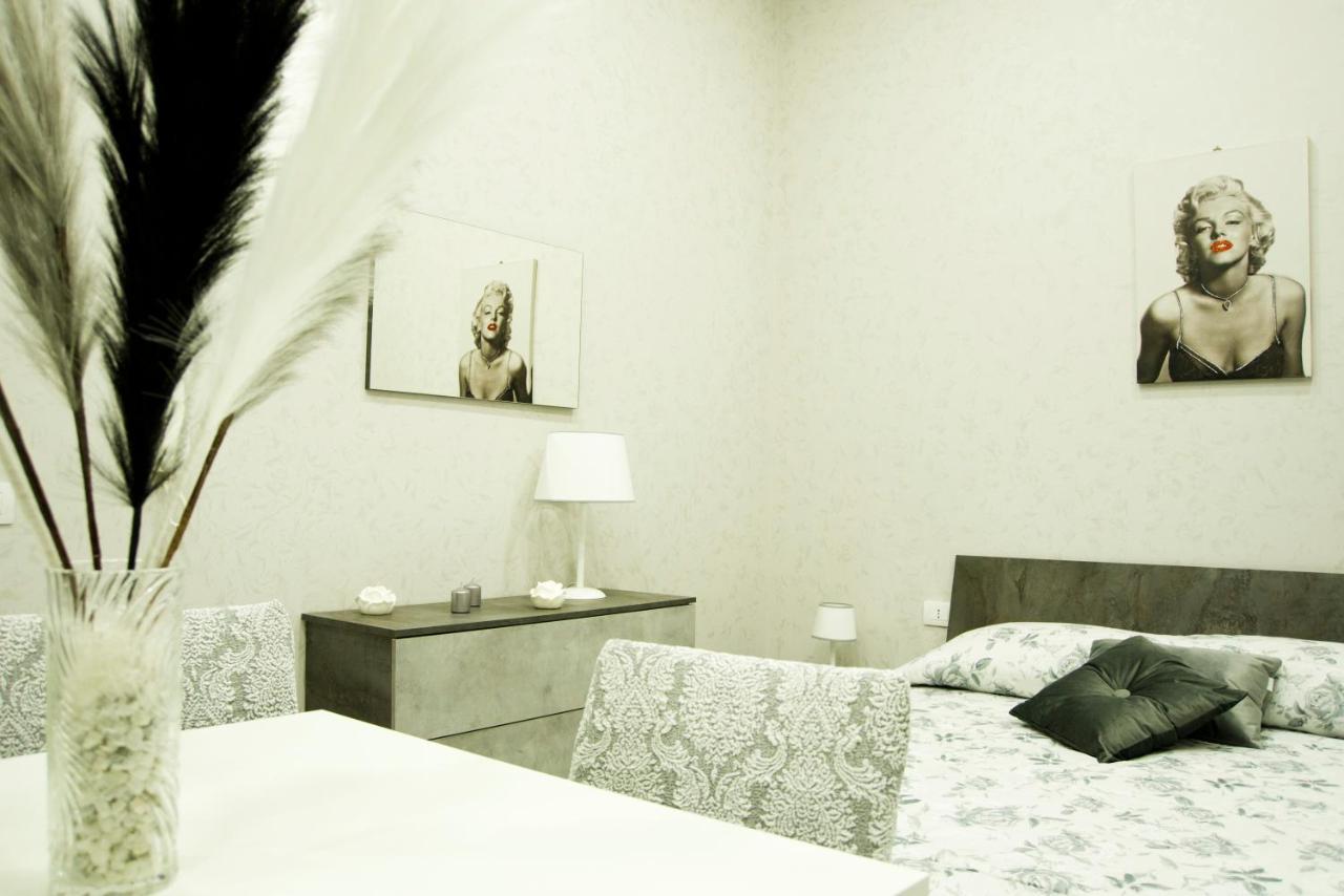 Mincasa Nel Cuore Di Napoli エクステリア 写真